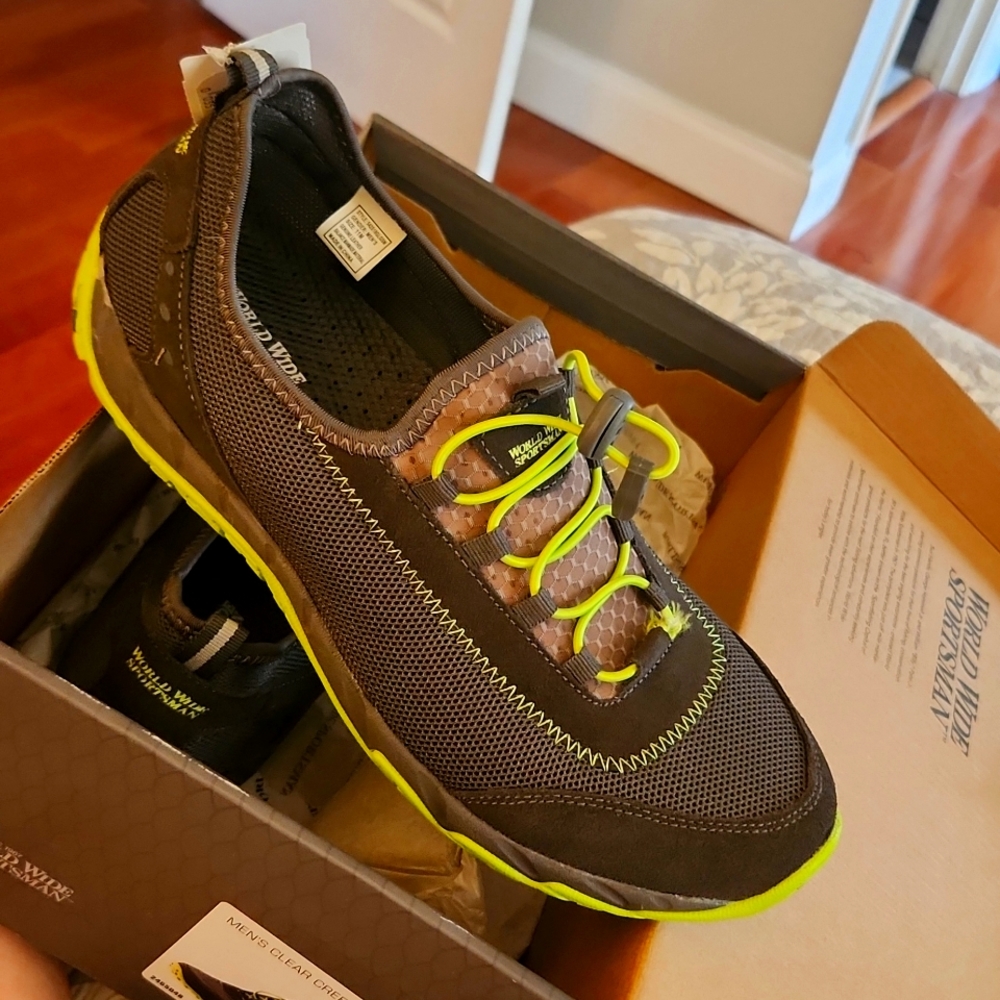 World Wide Sportsman Slip-On